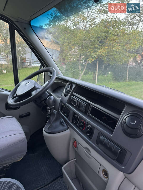 Грузовой фургон Renault Master 2007 в Бориславе