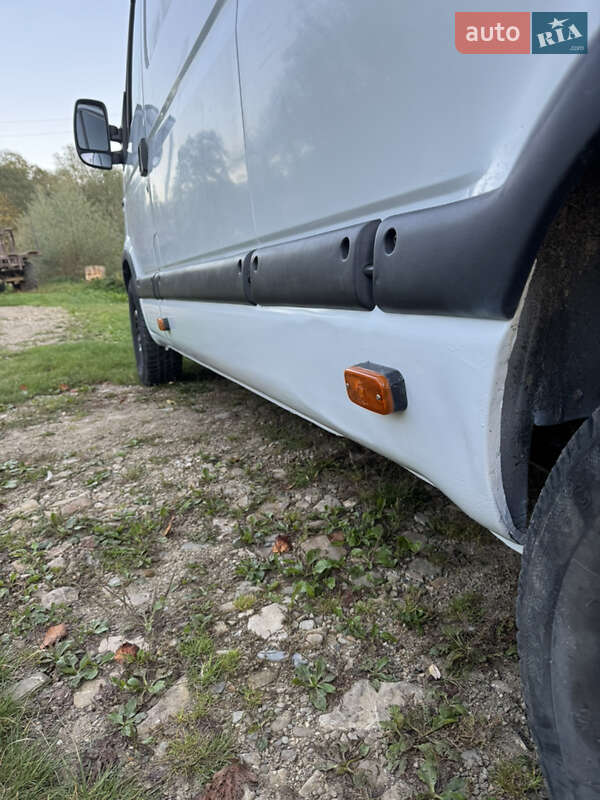 Грузовой фургон Renault Master 2007 в Бориславе