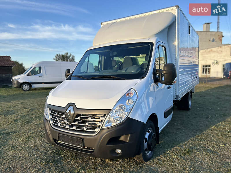 Грузовой фургон Renault Master 2018 в Стрые