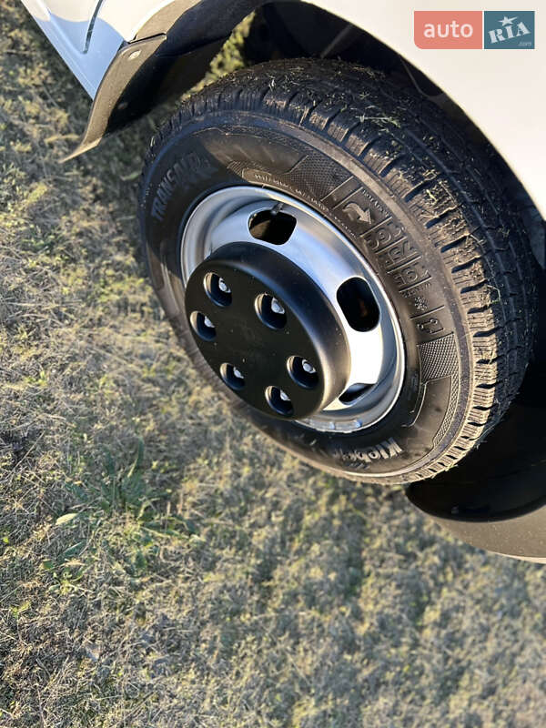 Грузовой фургон Renault Master 2018 в Стрые