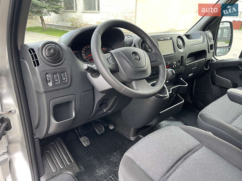 Грузовой фургон Renault Master 2018 в Луцке