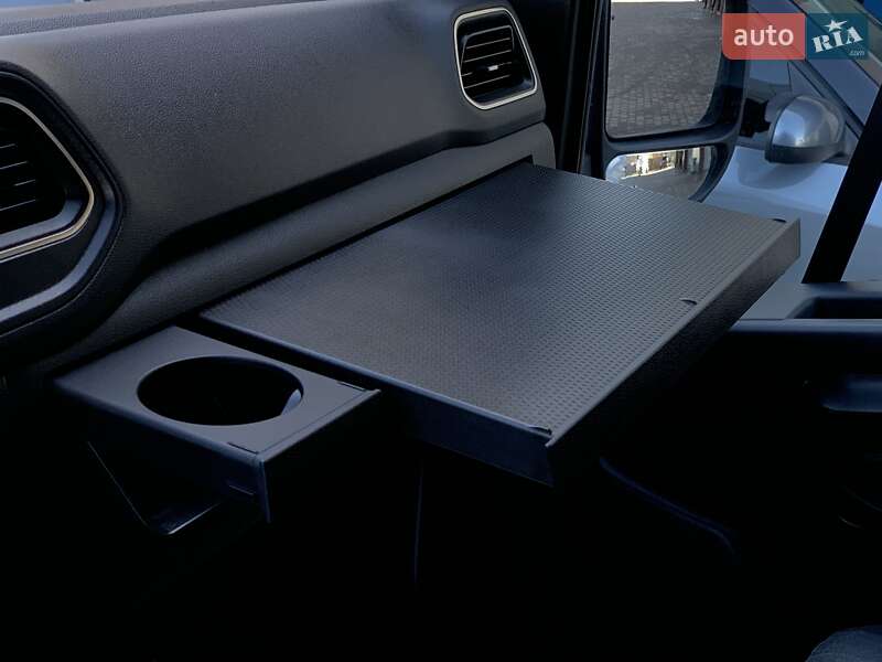 Вантажний фургон Renault Master 2021 в Бердичеві