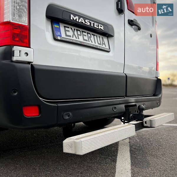 Вантажний фургон Renault Master 2020 в Києві