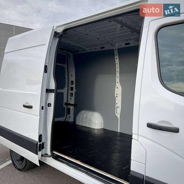 Вантажний фургон Renault Master 2020 в Києві