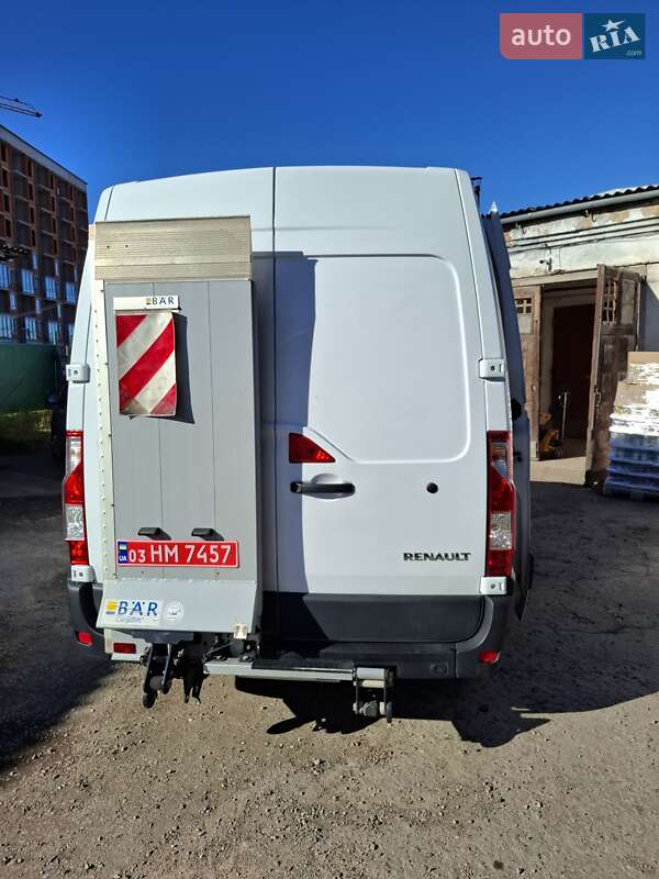 Вантажний фургон Renault Master 2022 в Івано-Франківську