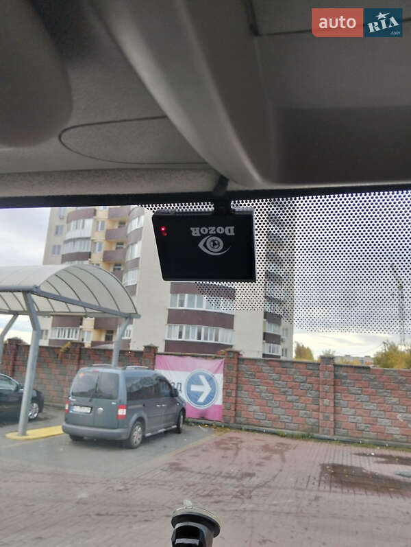 Евакуатор Renault Master 2015 в Рівному фото 6 Евакуатор Renault Master 2015 в Рівному