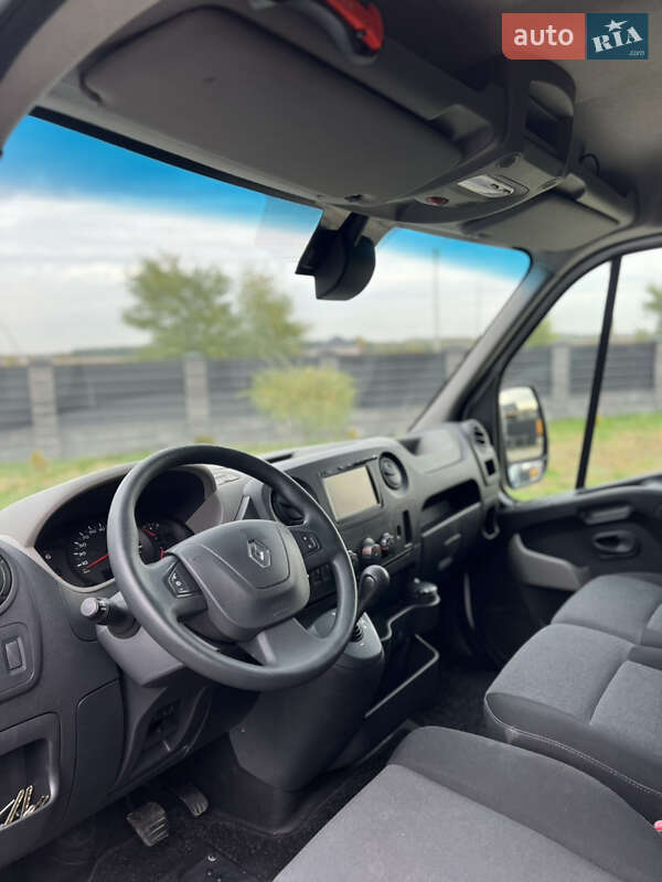 Грузовой фургон Renault Master 2017 в Луцке