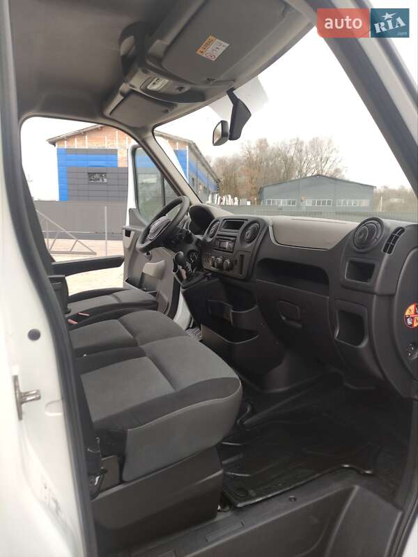 Грузовой фургон Renault Master 2015 в Бартатовом фото 43 Грузовой фургон Renault Master 2015 в Бартатовом