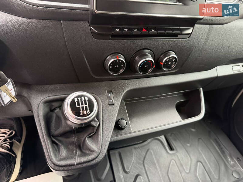 Грузопассажирский фургон Renault Master 2021 в Дубно фото 45 Грузопассажирский фургон Renault Master 2021 в Дубно