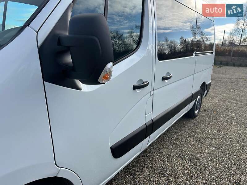 Мінівен Renault Master 2016 в Дубні