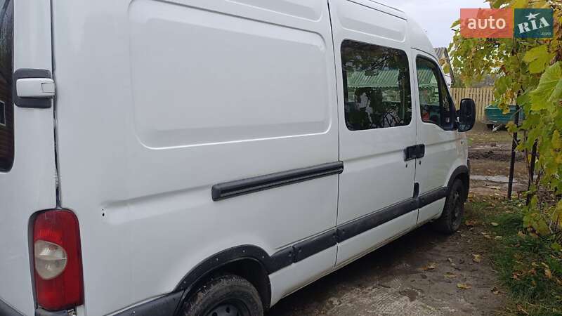 Минивэн Renault Master 2005 в Звенигородке