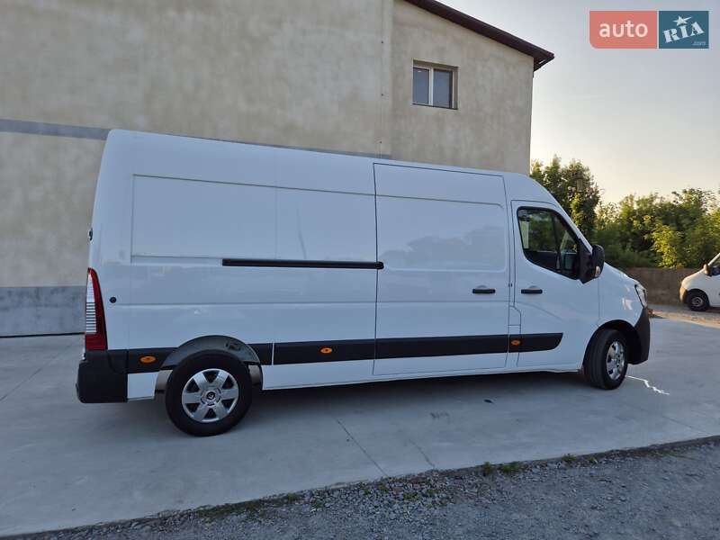 Грузовой фургон Renault Master 2022 в Дубно