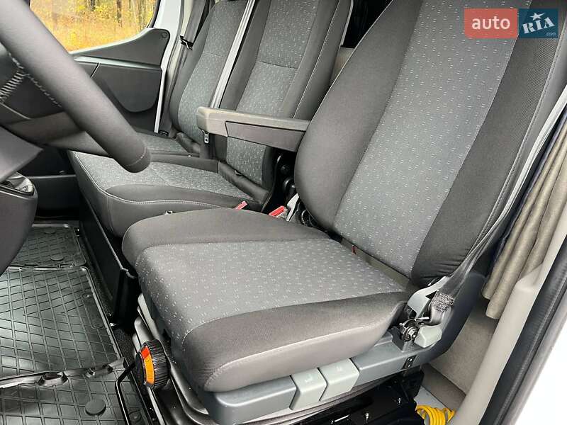 Тентований Renault Master 2021 в Києві фото 16 Тентований Renault Master 2021 в Києві