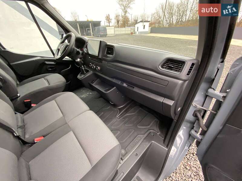 Вантажний фургон Renault Master 2022 в Ковелі
