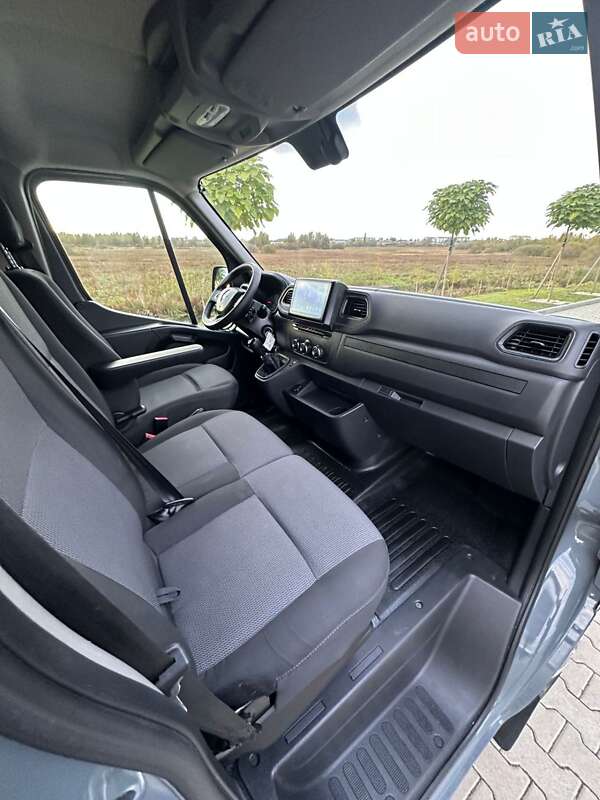 Грузовой фургон Renault Master 2023 в Киеве
