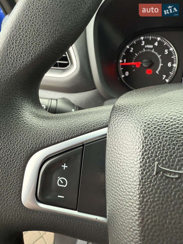 Грузовой фургон Renault Master 2023 в Киеве