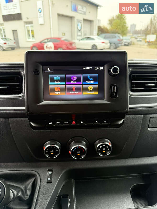 Грузовой фургон Renault Master 2023 в Киеве