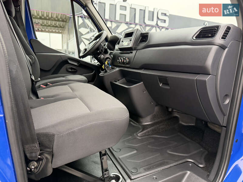 Грузовой фургон Renault Master 2022 в Дубно