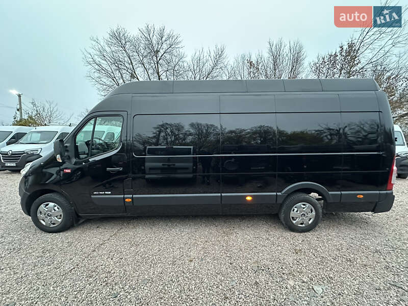 Вантажний фургон Renault Master 2018 в Рівному