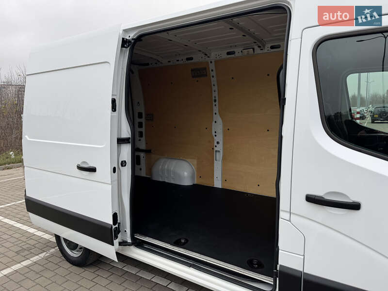 Вантажний фургон Renault Master 2019 в Дубні