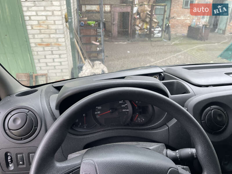 Автовоз Renault Master 2019 в Луцке