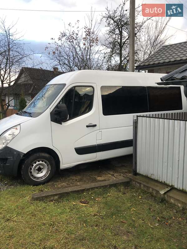 Мінівен Renault Master 2013 в Ланчині