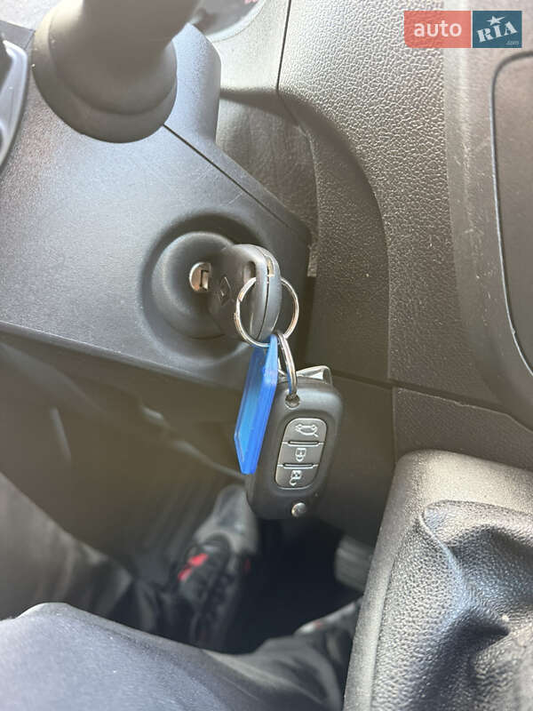 Мінівен Renault Master 2018 в Луцьку фото 37 Мінівен Renault Master 2018 в Луцьку