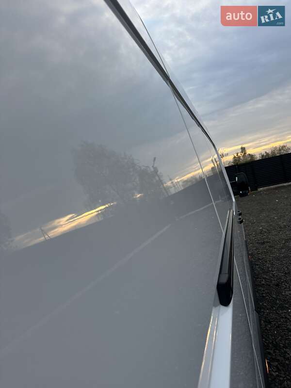 Вантажний фургон Renault Master 2022 в Ковелі