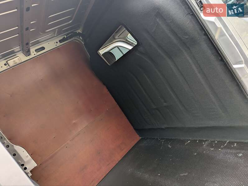 Вантажний фургон Renault Master 2020 в Дубні фото 39 Вантажний фургон Renault Master 2020 в Дубні