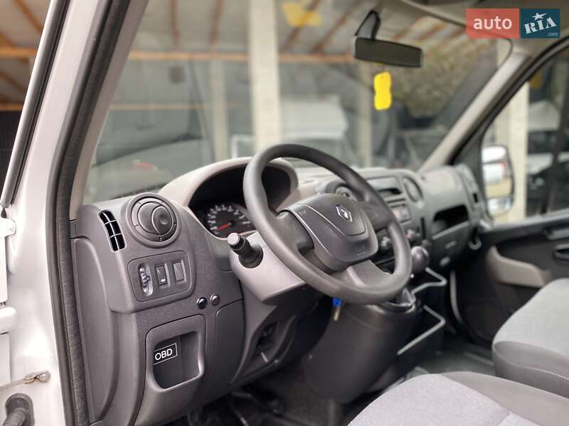 Вантажний фургон Renault Master 2018 в Хусті фото 41 Вантажний фургон Renault Master 2018 в Хусті