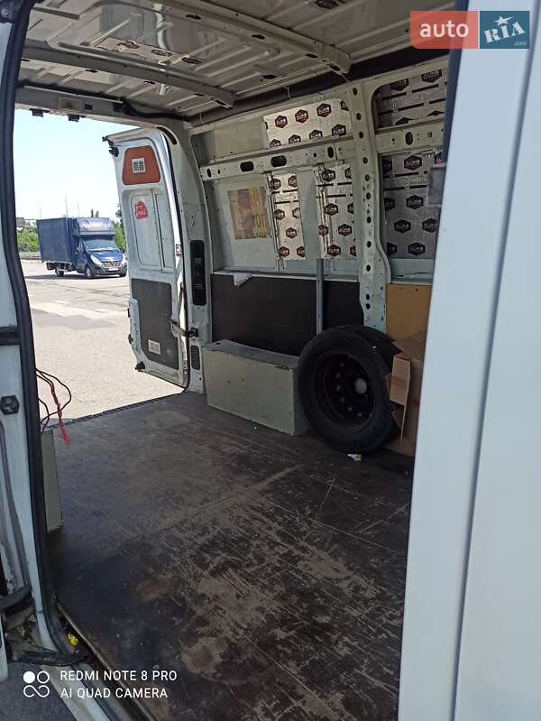 Вантажний фургон Renault Master 2013 в Києві