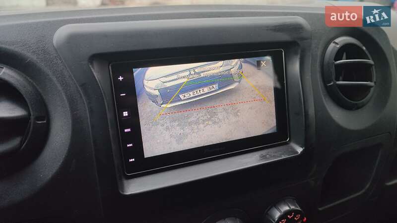 Вантажопасажирський фургон Renault Master 2012 в Дніпрі