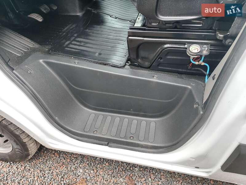 Тентованый Renault Master 2020 в Киеве фото 61 Тентованый Renault Master 2020 в Киеве