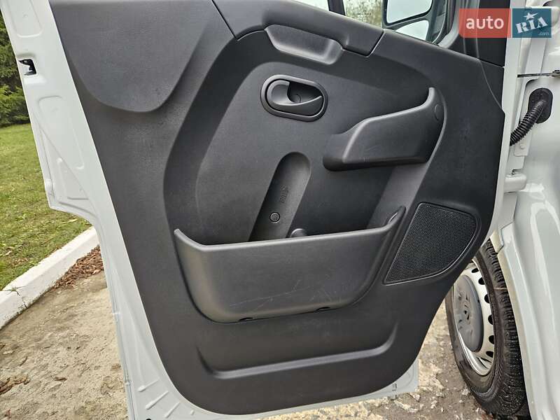 Мікроавтобус вантажний (до 3,5т) Renault Master 2021 в Бердичеві