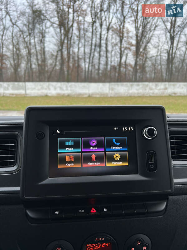 Вантажний фургон Renault Master 2022 в Луцьку