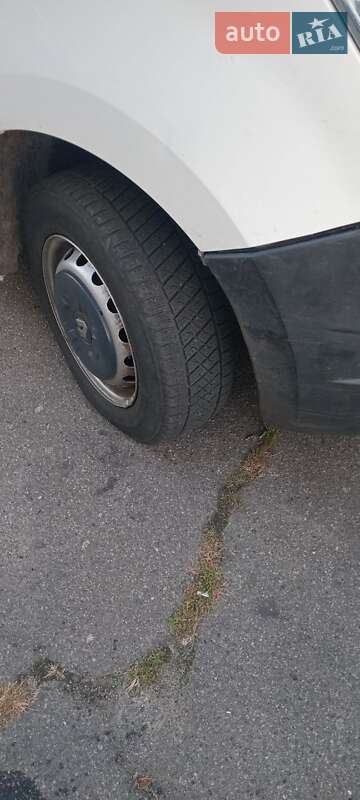 Грузопассажирский фургон Renault Master 2012 в Киеве