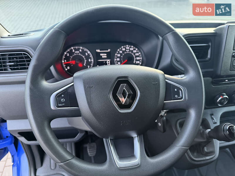 Вантажний фургон Renault Master 2022 в Дубні