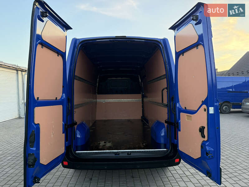 Вантажний фургон Renault Master 2022 в Дубні