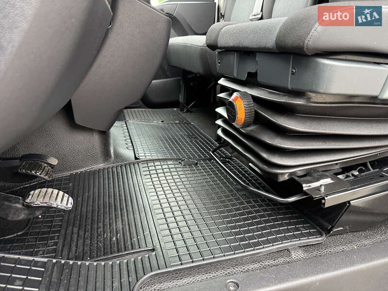 Грузовой фургон Renault Master 2023 в Дубно