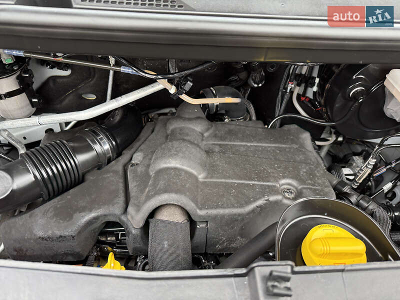 Грузовой фургон Renault Master 2023 в Дубно