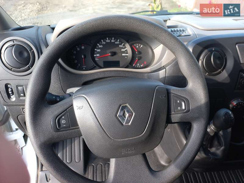Грузовой фургон Renault Master 2016 в Харькове