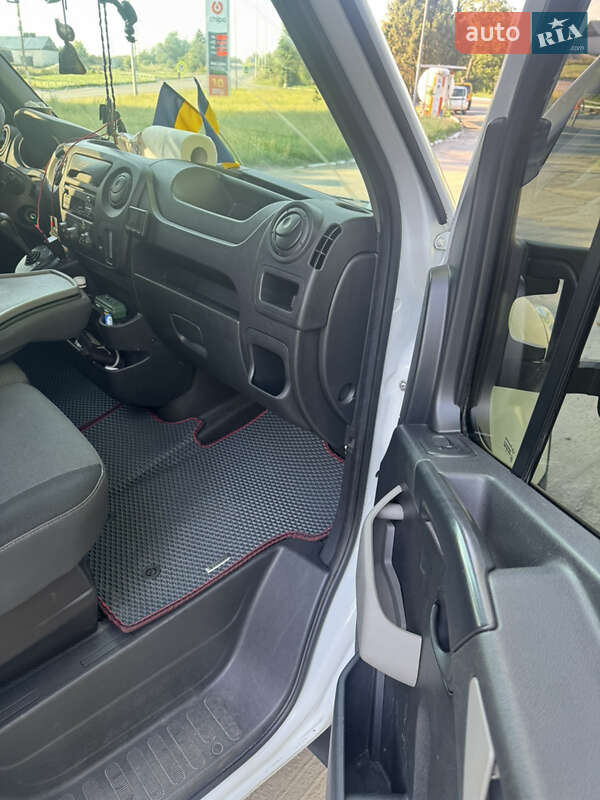 Платформа Renault Master 2018 в Киеве