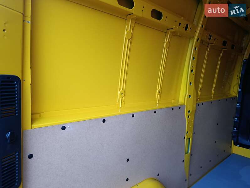 Вантажний фургон Renault Master 2022 в Києві фото 35 Вантажний фургон Renault Master 2022 в Києві