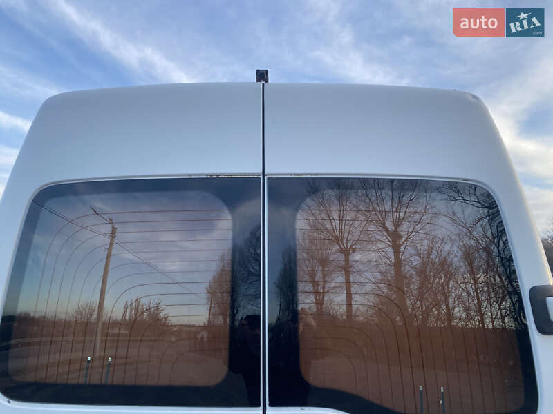 Інші вантажівки Renault Master 2005 в Обухові