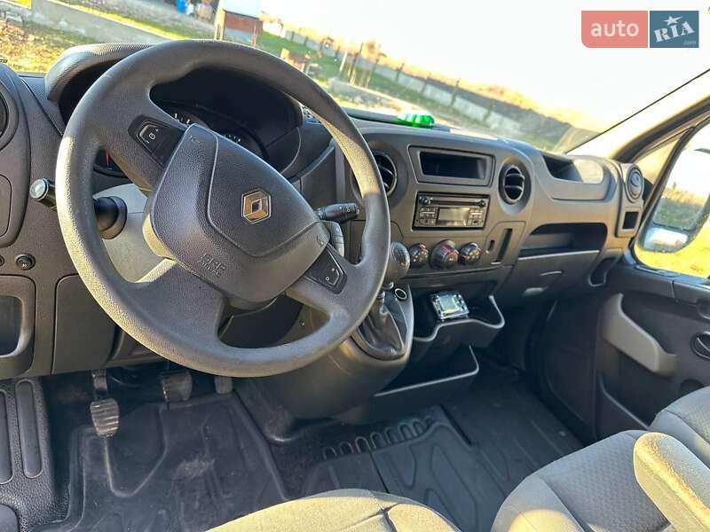 Микроавтобус Renault Master 2019 в Городке