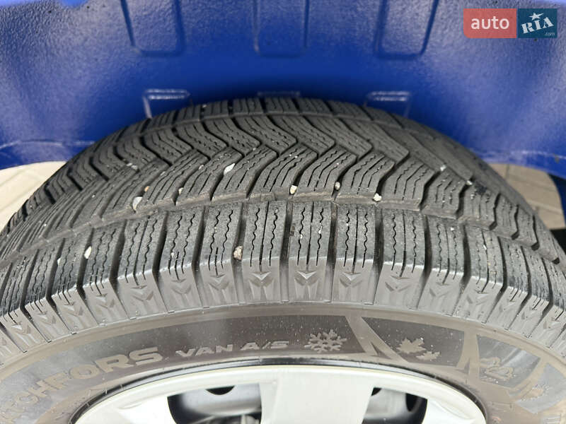 Вантажний фургон Renault Master 2023 в Києві