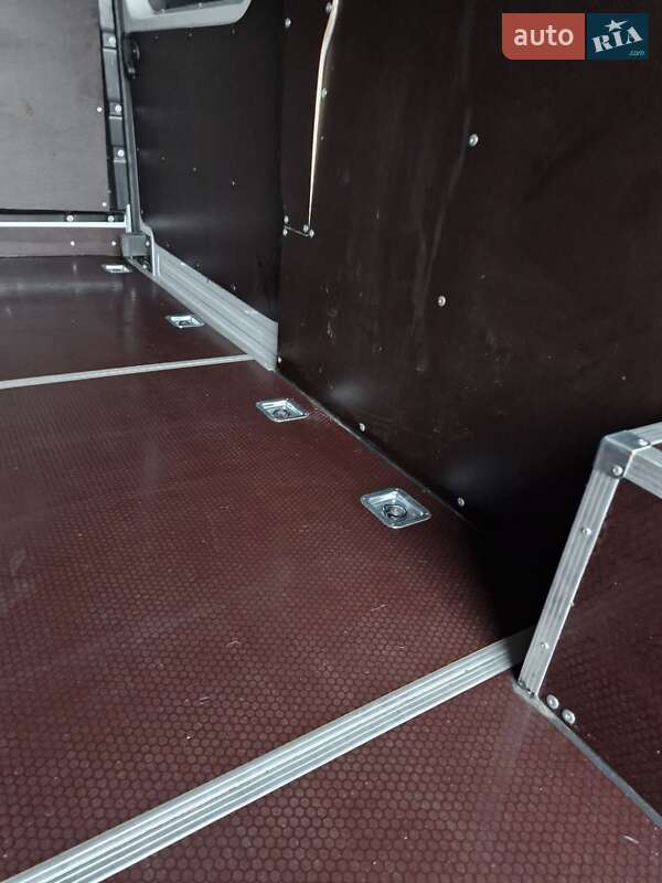 Мікроавтобус вантажний (до 3,5т) Renault Master 2020 в Вінниці