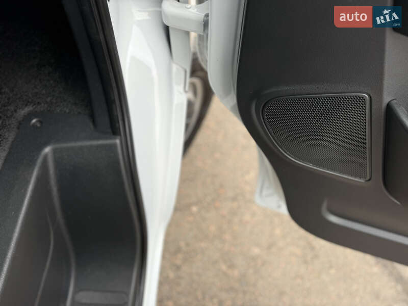 Грузовой фургон Renault Master 2021 в Киеве