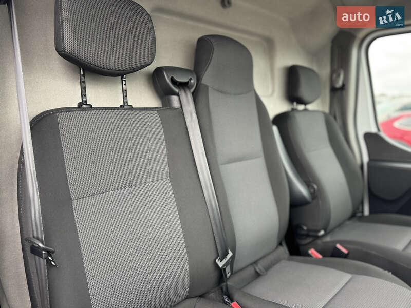 Грузовой фургон Renault Master 2021 в Киеве