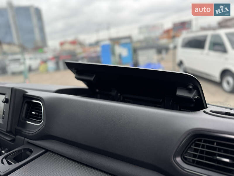 Грузовой фургон Renault Master 2021 в Киеве